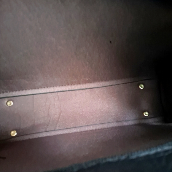 A Beautiful Black Small Handbag With Strap And Wallet. - Picture 5 of 5